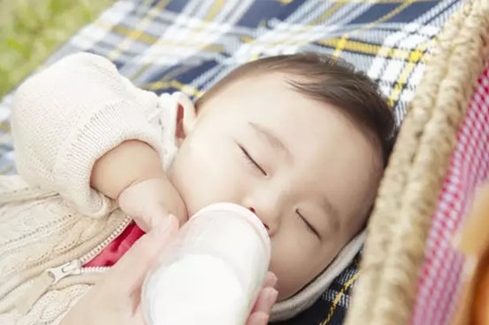 羊奶粉对婴儿的营养功效与作用